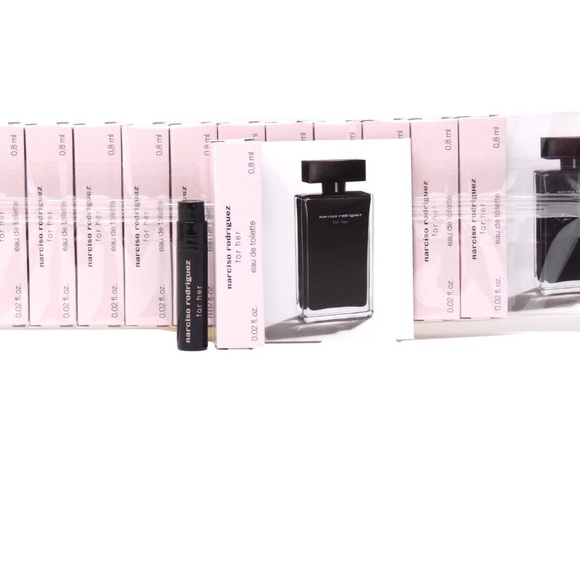 12 pack Narciso Rodriguez samples NIB - Picture 1 of 1
